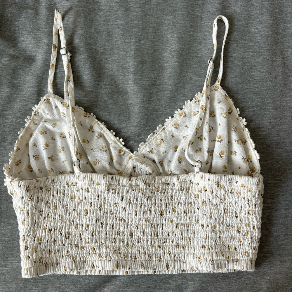 Sky and Sparrow White Floral Crop Top - Picture 2 of 2